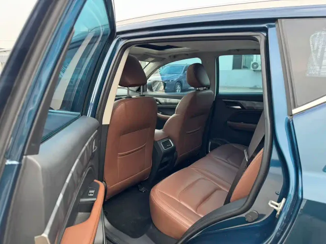 Geely Vision X6 — Фото автомобиля 8