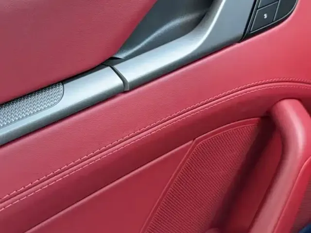 Porsche 911 — Фото автомобиля 6