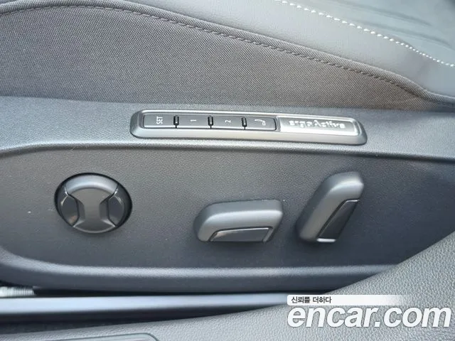 Volkswagen Golf Golf 8 поколение 2.0 TDI Prestige — Фото автомобиля 14