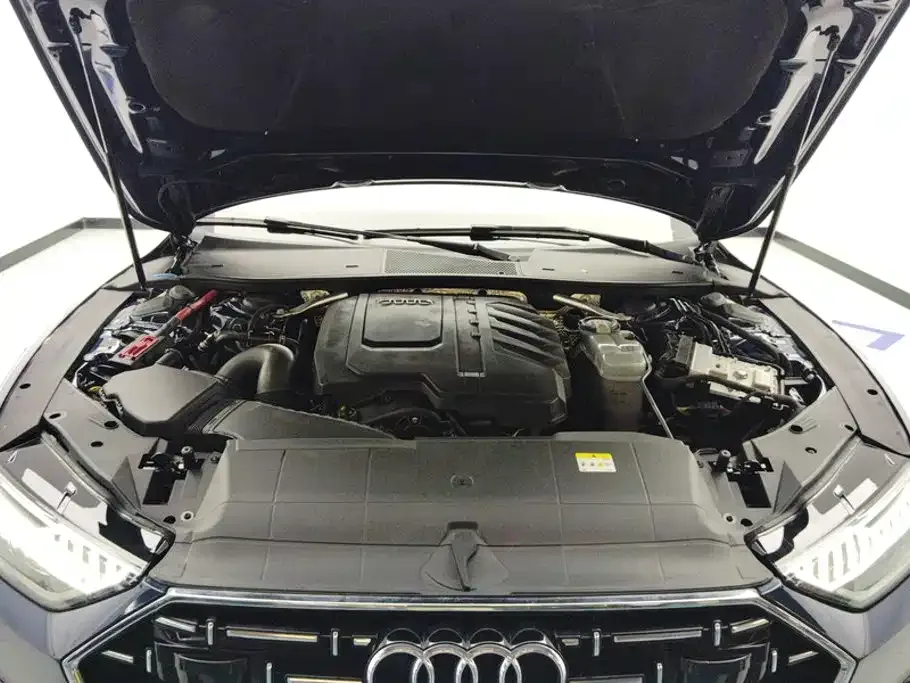 Audi Audi A7L 2024 45 TFSI Luxury — Фото автомобиля 10