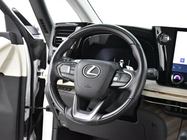 Lexus LM — Фото автомобиля 10
