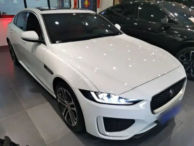 Jaguar XEL — Фото автомобиля 3