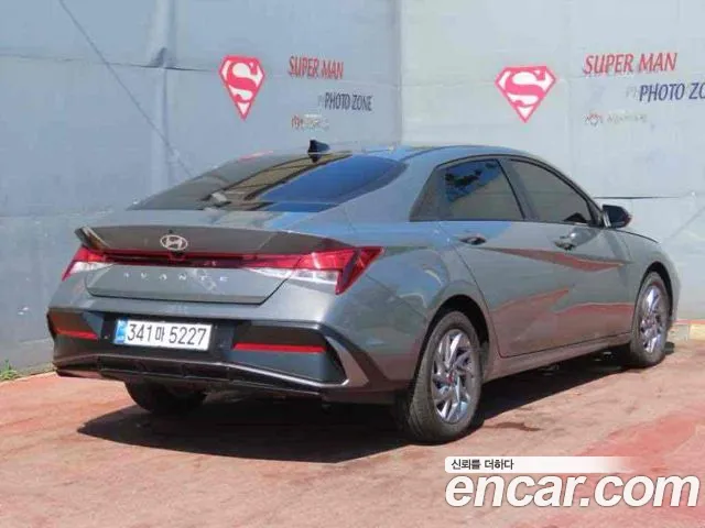 Hyundai Avante — Фото автомобиля 3