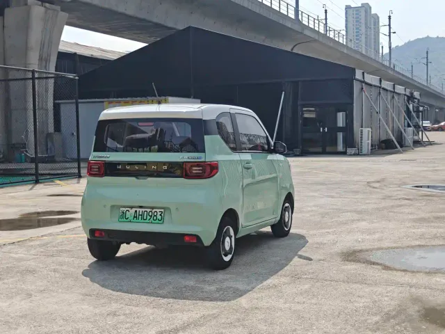 Wuling Hongguang Mini EV — Фото автомобиля 7