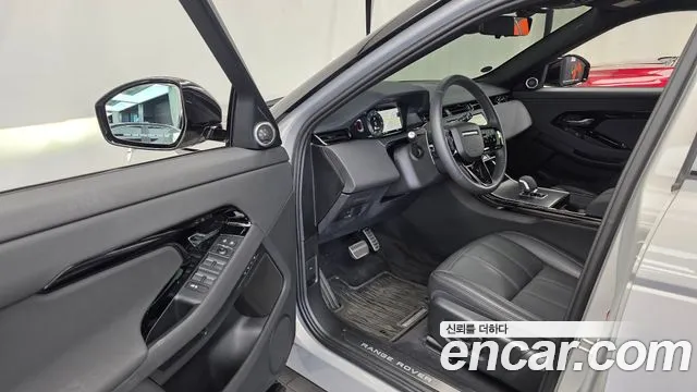 Land Rover Range Rover Evoque — Фото автомобиля 10