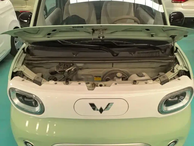 Wuling Hongguang Mini EV — Фото автомобиля 19