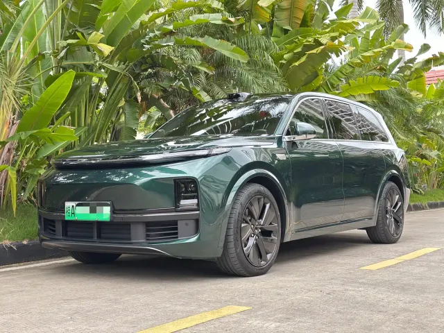 Фотография автомобиля — Li Auto L9