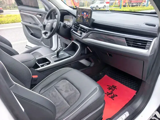 Haval H6 — Фото автомобиля 8