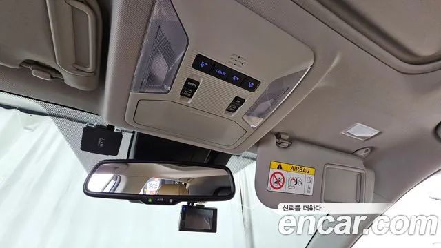 Toyota RAV4 — Фото автомобиля 29