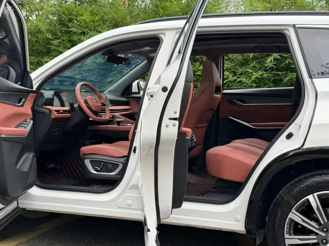 Changan CS75 Plus — Фото автомобиля 7