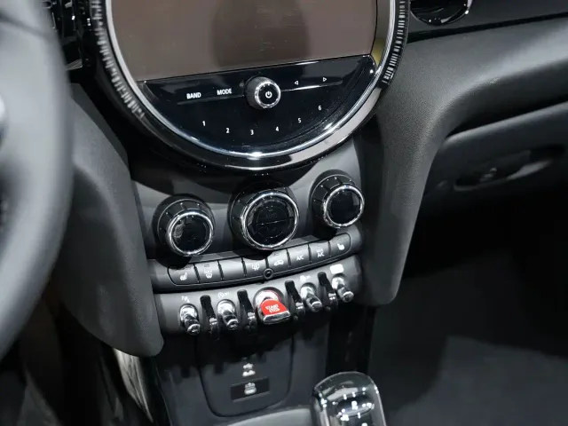 MINI Hatch — Фото автомобиля 11