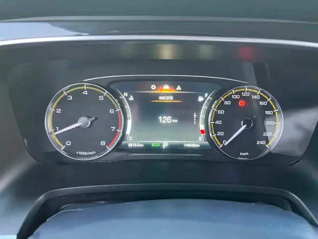 GAC Trumpchi M8 — Фото автомобиля 10