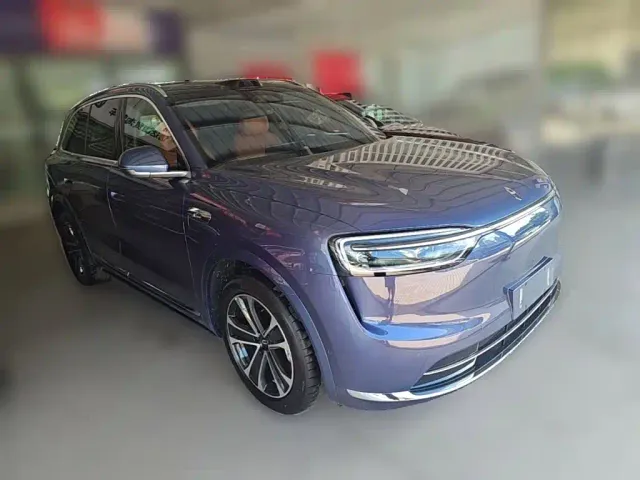 Aito M7 — Фото автомобиля 5