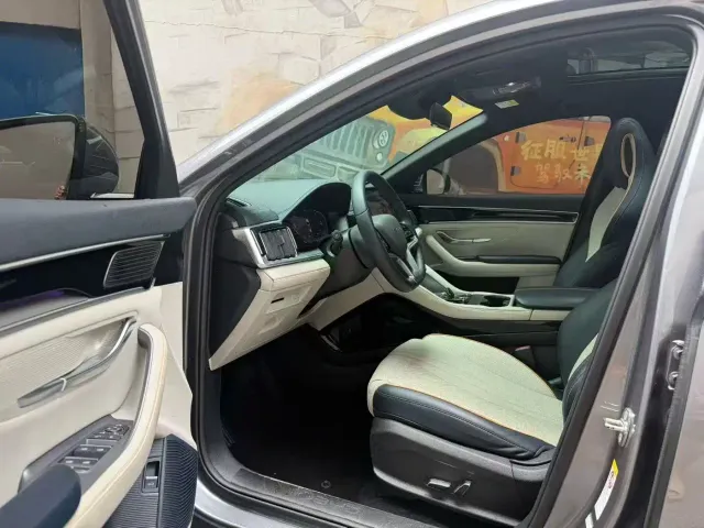 BYD Song PLUS — Фото автомобиля 7