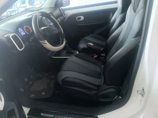 Roewe Clever — Фото автомобиля 10