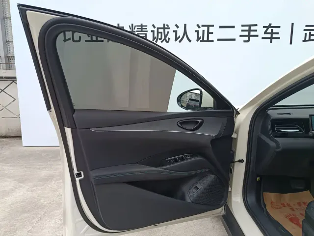 BYD Seal 06 — Фото автомобиля 10