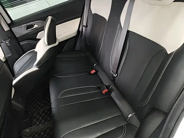 Geely Geometry E Firefly — Фото автомобиля 16