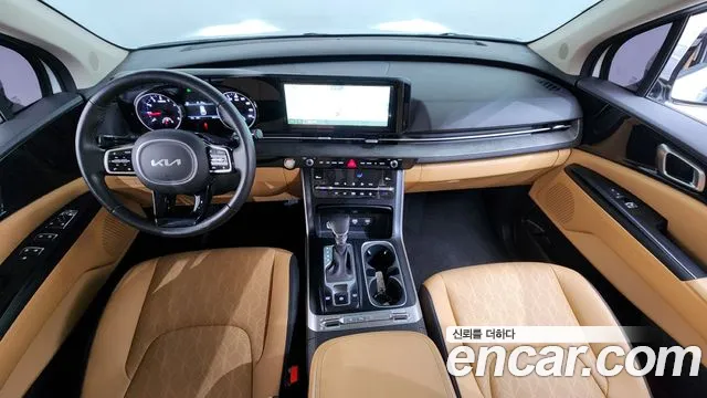 Kia Canival — Фото автомобиля 7