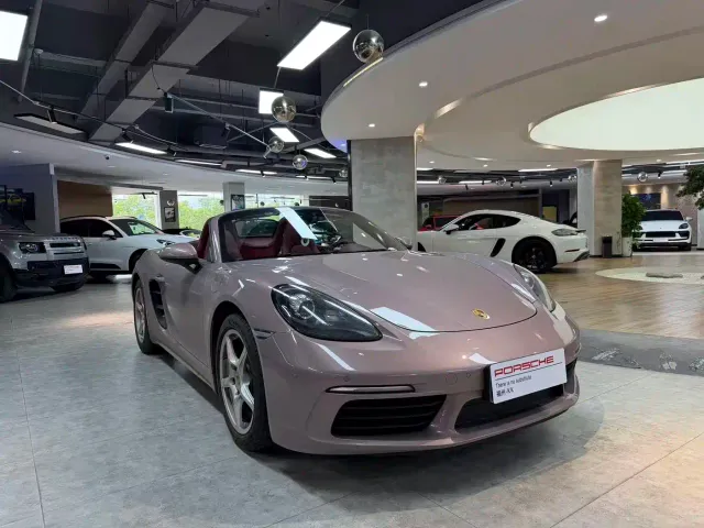 Porsche 718 — Фото автомобиля 3