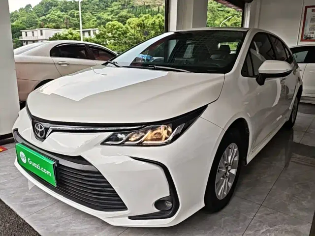 Фотография автомобиля — Toyota Corolla