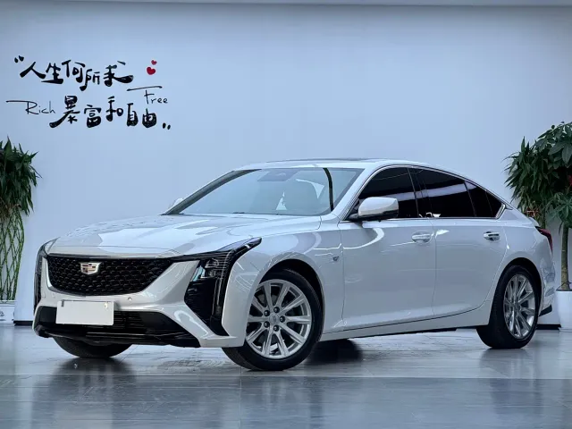 Фотография автомобиля — Cadillac CT5