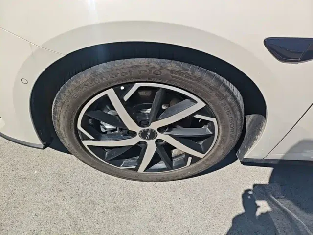 BYD Seal 07 DM-i — Фото автомобиля 22