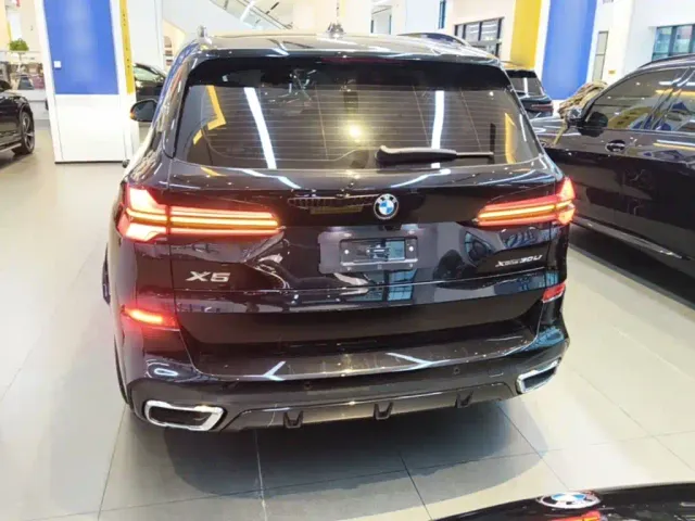 BMW X5 — Фото автомобиля 5