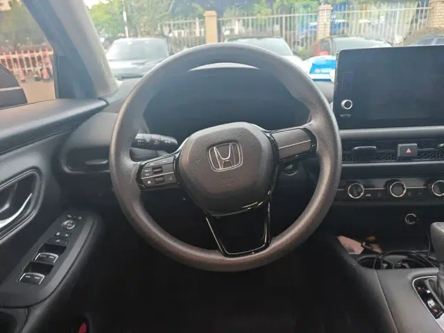 Honda ZR-V — Фото автомобиля 6