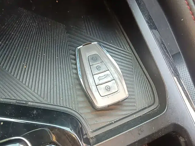 Geely Binyue — Фото автомобиля 8