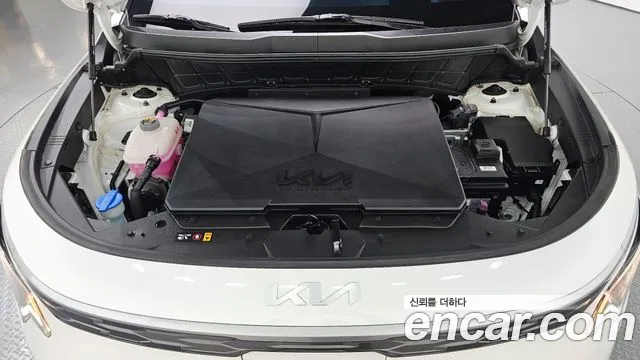 Kia Niro — Фото автомобиля 6
