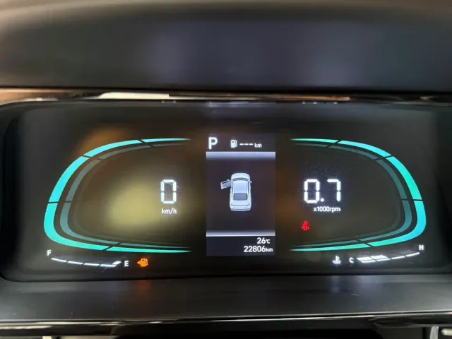 Hyundai Elantra — Фото автомобиля 13