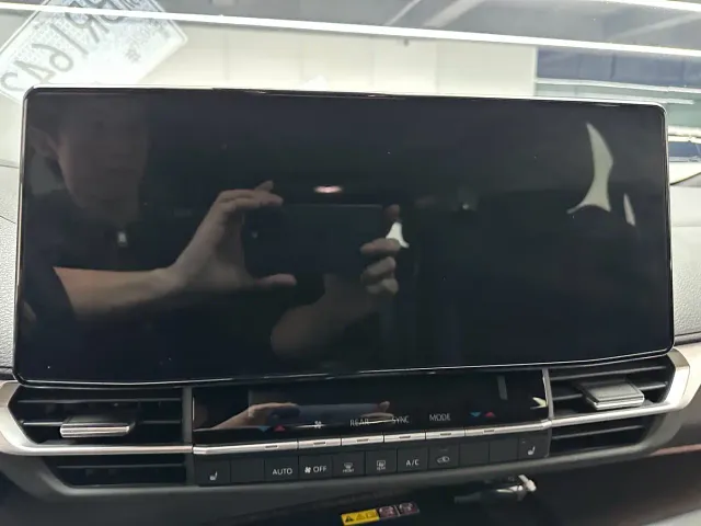 Toyota Granvia — Фото автомобиля 14