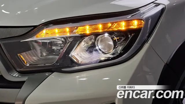 KG_Mobility_Ssangyong Rexton Новый Rexton Sport Khan Дизель 2.2 4WD — Фото автомобиля 20