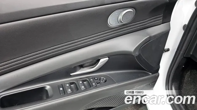 Hyundai AVANTE Новый Avante (CN7) — Фото автомобиля 17