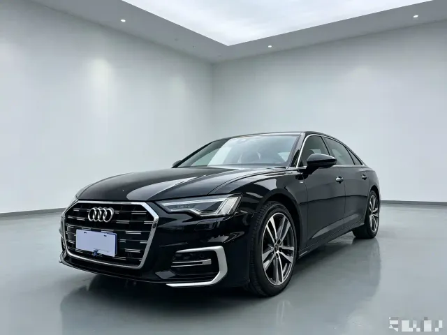Фотография автомобиля — Audi A6L