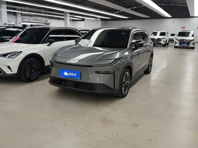 Фотография автомобиля — Toyota BoZhi 3X