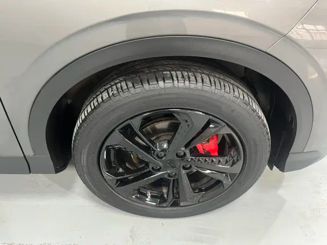 Geely Binyue — Фото автомобиля 19