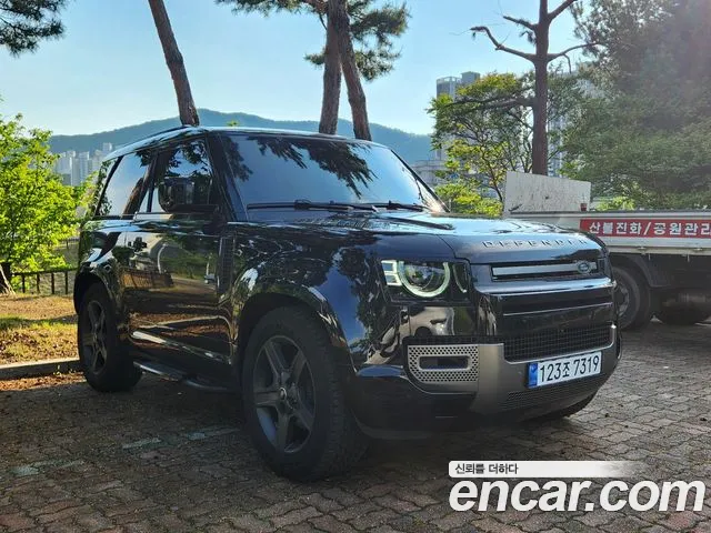 Land Rover Defender — Фото автомобиля 3