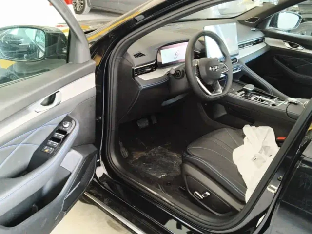 Geely Xingrui — Фото автомобиля 15