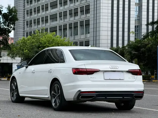 Audi A4L — Фото автомобиля 6