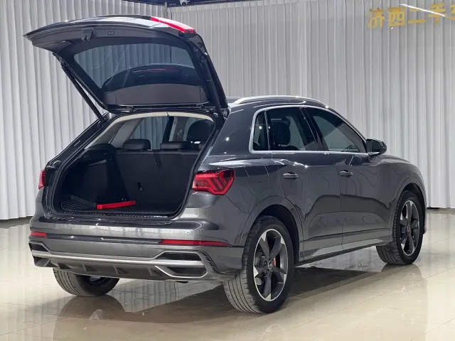 Audi Q3 — Фото автомобиля 5