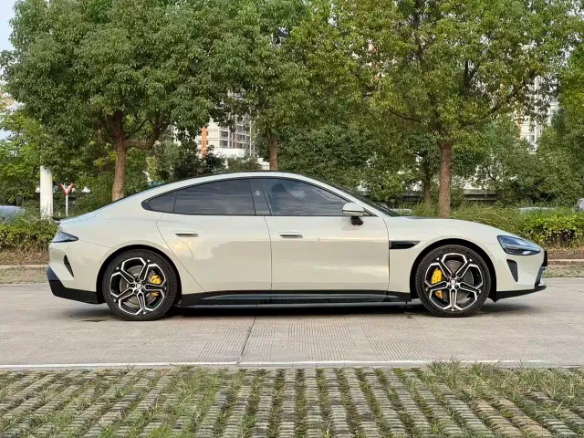 Xiaomi SU7 — Фото автомобиля 3