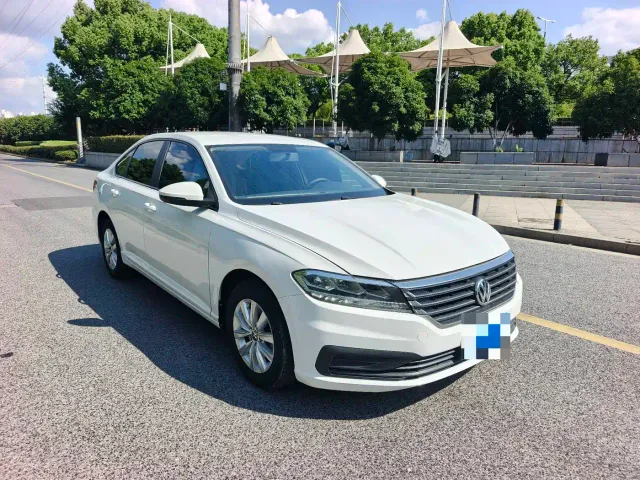 Volkswagen Lavida — Фото автомобиля 3