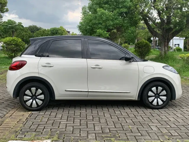 Wuling Bingo — Фото автомобиля 15