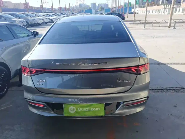 BYD Qin PLUS — Фото автомобиля 5