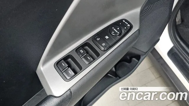 Kia Niro Niro Plus Earth — Фото автомобиля 24