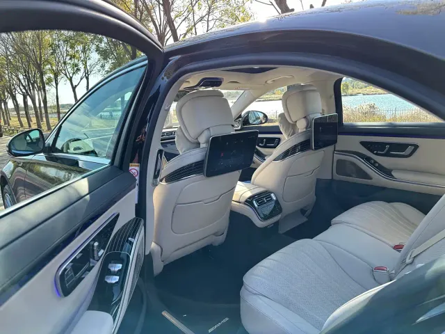 Mercedes-Benz S-Class — Фото автомобиля 11