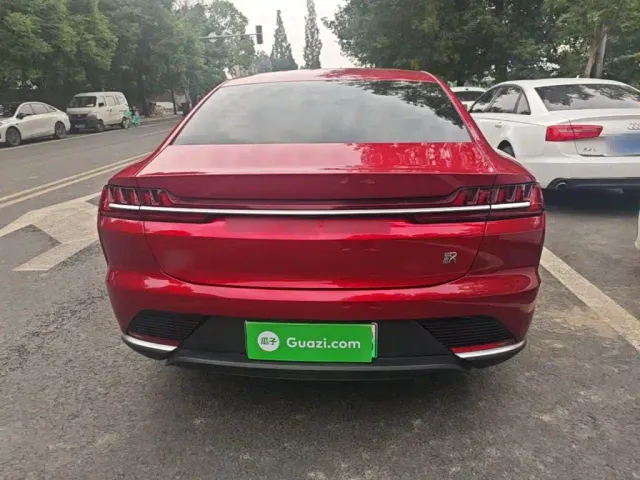 BYD Han — Фото автомобиля 5