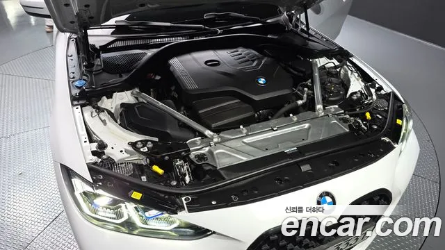 BMW 4 Series G22 — Фото автомобиля 9