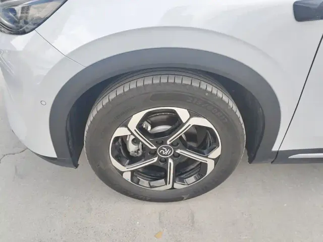BYD Yuan PLUS — Фото автомобиля 22